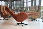 Elektrisch verstelbaar relaxfauteuil / relaxstoel voor lange mensen Twice Pro Plus TW-227N van Meubelfabriek De Toekomst in leer met 3 motoren en een accu. Direct leverbaar. - Afbeelding 4