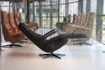 Elektrisch verstelbaar relaxfauteuil / relaxstoel Twice Pro TW-218N van De Toekomst leer zwart met 3 motoren en een accu. Direct leverbaar. - Afbeelding 4