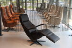 Elektrisch verstelbaar relaxfauteuil / relaxstoel Twice Pro TW-218N van De Toekomst leer zwart met 3 motoren en een accu. Direct leverbaar. - Afbeelding 7