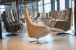 Elektrisch verstelbaar relaxfauteuil/relaxstoel RELAX4U Nova NV-1025N Stof kleur Taupe De Toekomst met 3 motoren en accu. Direct leverbaar. - Afbeelding 2