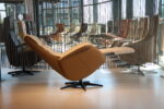 Elektrisch verstelbaar relaxfauteuil / relaxstoel Twice Pro TW-227N Large van Meubelfabriek De Toekomst in leer met stof, 3 motoren en een accu. Direct leverbaar. - Afbeelding 4