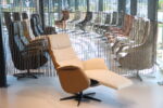 Elektrisch verstelbaar relaxfauteuil / relaxstoel Twice Pro TW-227N Large van Meubelfabriek De Toekomst in leer met stof, 3 motoren en een accu. Direct leverbaar. - Afbeelding 7