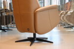 Elektrisch verstelbaar relaxfauteuil / relaxstoel Twice Pro TW-227N Large van Meubelfabriek De Toekomst in leer met stof, 3 motoren en een accu. Direct leverbaar. - Afbeelding 9