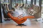 Elektrisch verstelbaar relaxfauteuil / relaxstoel Twice Pro TW-143N Large van Meubelfabriek De Toekomst in leer 3 motoren en een accu. Direct leverbaar. - Afbeelding 6