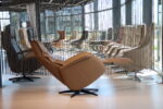 Elektrisch verstelbaar relaxfauteuil / relaxstoel Twice Pro TW-227N Large van Meubelfabriek De Toekomst in leer Noce 3 motoren en een accu. Direct leverbaar. - Afbeelding 5