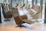 Sta op stoel Elektrisch verstelbaar relaxfauteuil Twice Pro TW-082N Medium van Meubelfabriek De Toekomst in leer Avocado 3 motoren en een accu. Direct leverbaar. - Afbeelding 8
