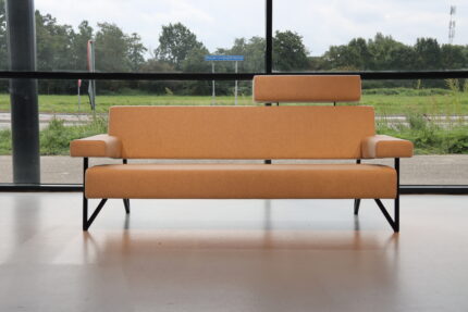 Havee Cloak model Stone 3 zits 216 cm breed in Steiner (Ohmann) Aarau natur kleur 425. Direct leverbaar.