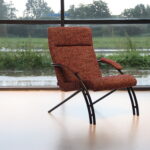 Havee Cloak design fauteuil model 1150 in Stof Keymer. Direct leverbaar.