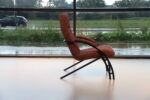 Havee Cloak design fauteuil model 1150 in Stof Keymer. Direct leverbaar.