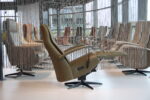 Sta op stoel Elektrisch verstelbaar relaxfauteuil Twinz 216 in Leer Polo kleur Moss van Gealux 3 motoren met accu. Direct leverbaar. - Afbeelding 4