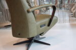 Elektrisch verstelbaar relaxfauteuil / relaxstoel Twinz 216 in Leer Polo kleur Moss van Gealux 3 motoren met accu. Direct leverbaar.