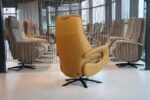 Sta op stoel Elektrisch verstelbaar relaxfauteuil Twice Pro TW-037N van Meubelfabriek De Toekomst in leer prestige met De Ploegstof Taro kleur Amber 3 motoren en een accu. Direct leverbaar. - Afbeelding 9