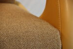 Sta op stoel Elektrisch verstelbaar relaxfauteuil Twice Pro TW-037N van Meubelfabriek De Toekomst in leer met stof kleur Amber 3 motoren en een accu. Direct leverbaar.