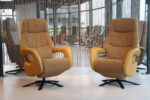 Sta op stoel Elektrisch verstelbaar relaxfauteuil Twice Pro TW-037N van Meubelfabriek De Toekomst in leer met stof kleur Amber 3 motoren en een accu. Direct leverbaar.