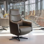 Elektrisch verstelbaar relaxfauteuil / relaxstoel Twinz 107 in Leer Polo kleur 1106 Groen van Gealux met 3 motoren en accu. Direct leverbaar.