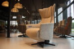 Sta op stoel Elektrisch verstelbaar relaxfauteuil Twinz 8091 in Stof Lathuile 03 kleur Creme van Gealux 2 motoren met accu. Direct leverbaar.