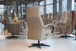 Elektrisch verstelbaar relaxfauteuil / relaxstoel Twinz 621 in Leer Polo 1028 kleur Taupe van Gealux met 3 motoren en accu. Direct leverbaar. - Afbeelding 8