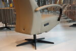 Elektrisch verstelbaar relaxfauteuil / relaxstoel Twinz 621 in Leer Polo 1028 kleur Taupe van Gealux met 3 motoren en accu. Direct leverbaar. - Afbeelding 9