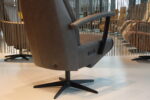 Elektrisch verstelbaar relaxfauteuil / relaxstoel Twinz 234 in Leer Elegance kleur Antraciet van Gealux met 3 motoren en accu. Direct leverbaar. - Afbeelding 9