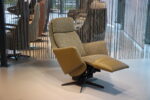 Sta op stoel Elektrisch verstelbaar relaxfauteuil Twinz 8043 in leer Prestige olive met stof multi color groen van Gealux 2 motoren met accu. Direct leverbaar. - Afbeelding 7
